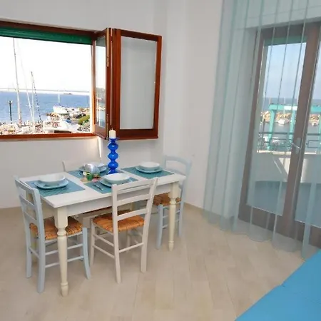 La Darsena Chic Bed & Breakfast 3*